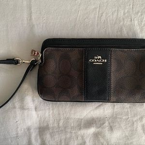 Coach Double Pocket Wallet/Wristlet